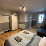 Hacienda Apartment *