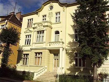 Hacienda Apartment