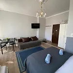 Hacienda Apartament *