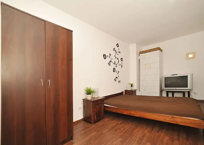 Hacienda Apartament *